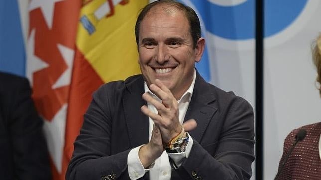 Imputado el exalcalde de Alcalá por supuestos pagos irregulares en publicidad