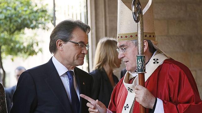 El presidente Artur Mas y el cardenal Martínez Sistach en una imagen de 2013