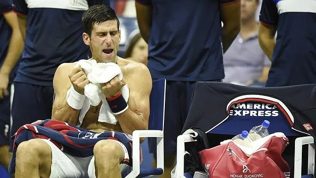 El enfado de Djokovic al perder un set con Feliciano