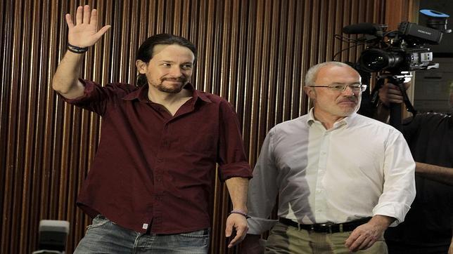 Podemos quiere derogar la norma que obliga al «decoro» en las Cortes Valencianas