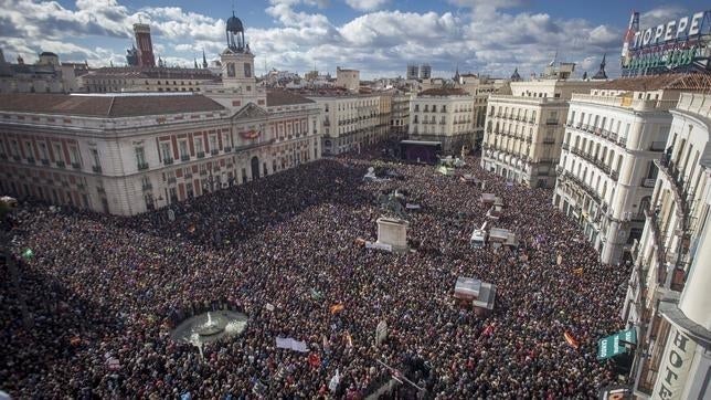 Carmena paraliza la compra de seis drones con los que supervisaría grandes eventos