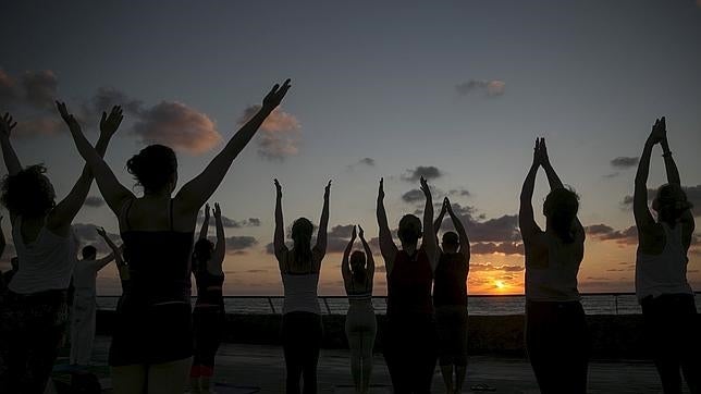 Las autoridades turcas prohiben los símbolos budistas en las clases de yoga