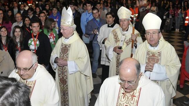 Los obispos de la región ofrecen los recursos de la Iglesia para acoger a refugiados