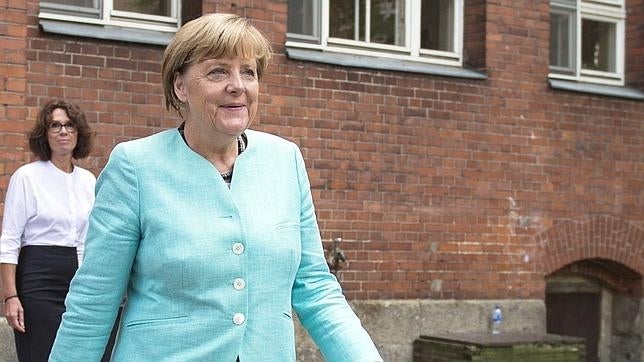 Merkel busca la cooperación con Rusia para poner fin a la guerra en Siria