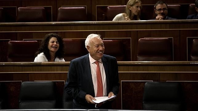 Margallo, tras hablar con Rajoy, rechaza opinar de la reforma de la Constitución