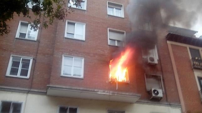 Muere una anciana al incendiarse su vivienda en el distrito de Chamberí