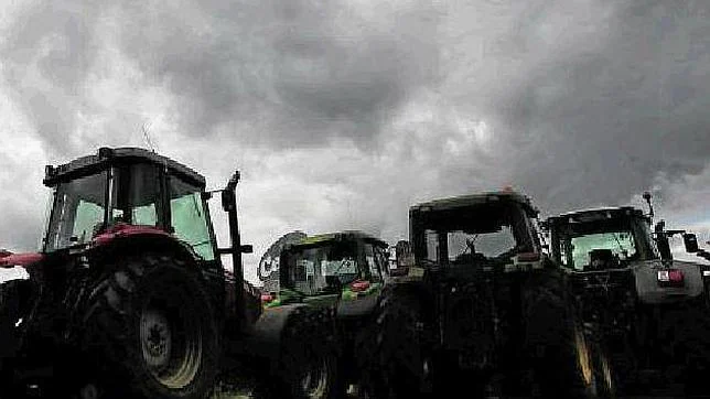 Tractores en Pontedeume en las protestas realizadas esta semana