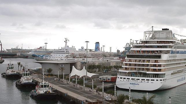 Fomento cree que la polémica de los puertos en Canarias es «más de carácter político que de otro tema»