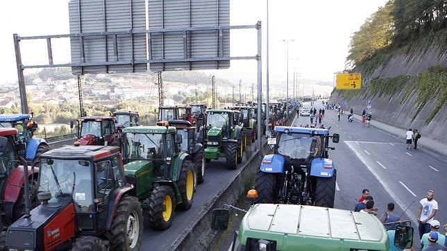 La mayoría de los ganaderos dicen «no» a respaldar el acuerdo lácteo