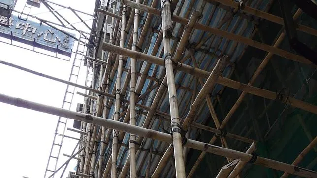 Una imagen de andamios de bambú en Hong Kong