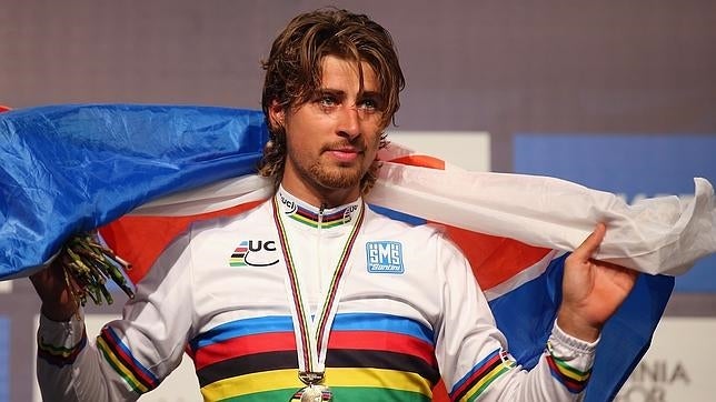 Peter Sagan da prestigio al maillot arco iris