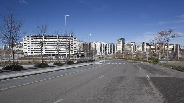 En sus 4.000 pisos se reparten entre 6.000 y 9.000 vecinos. Los primeros llegaron en 2014