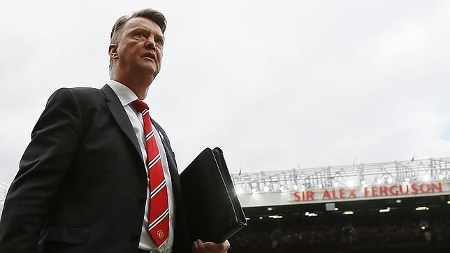 Van Gaal asegura que la Premier League es «una carrera de ratas»