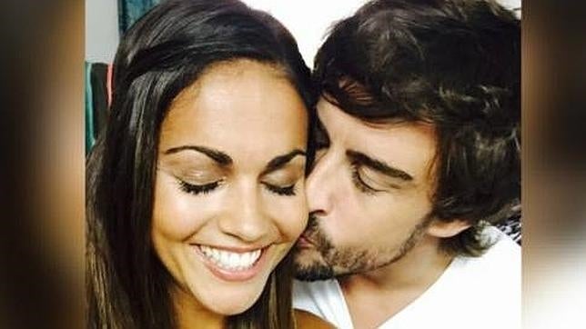 Lara Álvarez y Fernando Alonso continúan declarando su amor en las redes