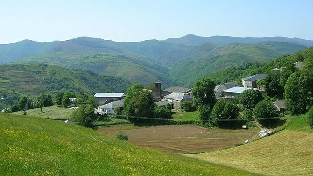 El pueblo de Pacios se encuentra en el extremo más al norte de O Courel