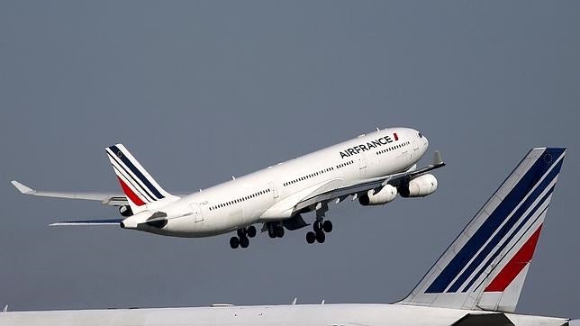 Air France-KLM suprimirá al menos 2.900 puestos de trabajo en dos años