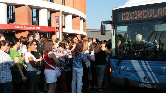 Aumentar la velocidad del transporte público un 10% nos daría un día más al año