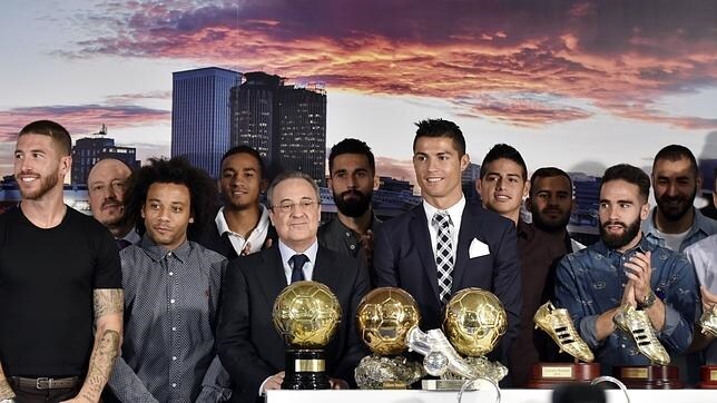 Ronaldo, junto al resto de la plantilla del Real Madrid