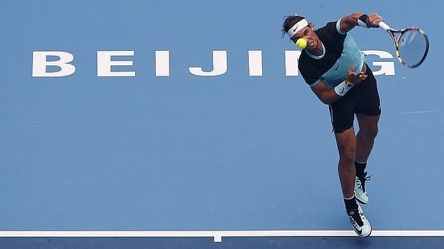 Nadal gana con dudas