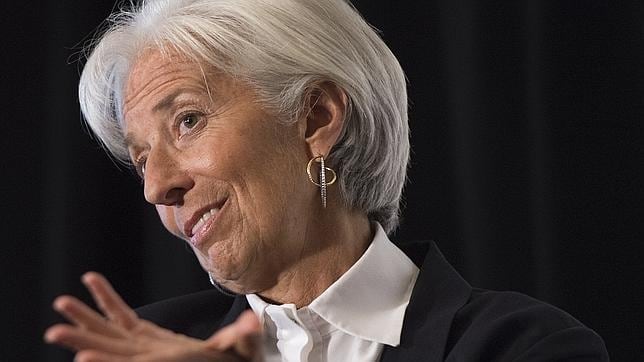 El FMI pide a la Reserva Federal que no suba los tipos hasta que haya «signos de inflación al alza»