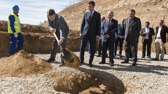 Rafael Catalá pone la primera piedra del nuevo edificio de los Juzgados de Guadalajara