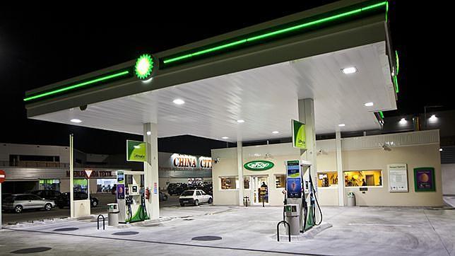 Quiere ahorrar gasolina y llevarse un premio cuando llene su depósito