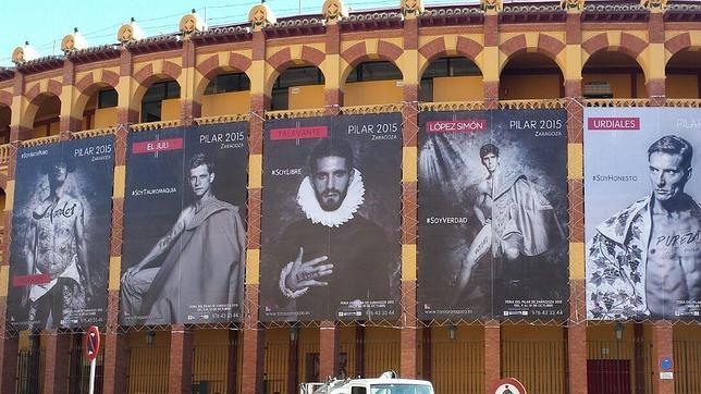 Las figuras del toreo se retratan en el Pilar