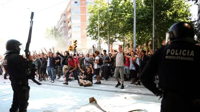 Asedio al parlamento catalán en 2011