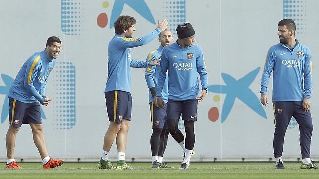 Batalla por la posesión en el Camp Nou