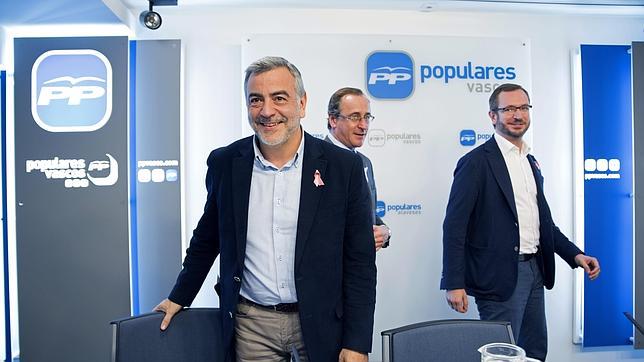 Javier de Andrés, elegido presidente del PP de Álava