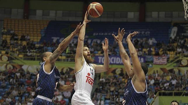 El jugador de Real Madrid, Sergio Rodríguez, en un encuentro de la Copa Intercontinental de Baloncesto