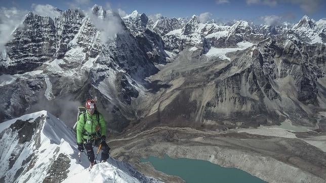 Impactante ascensión al Chamlang