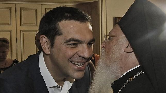 Alexis Tsipras recibe al patriarca ecuménico de la Iglesia Ortodoxa, Bartolomeo I, este lunes en Atenas