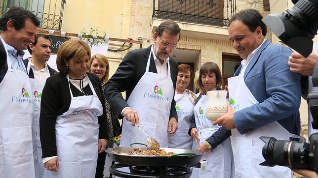 La receta del arroz (que no paella) que ha cocinado Rajoy en Alicante