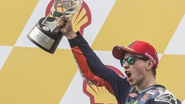 Lorenzo será campeón si...