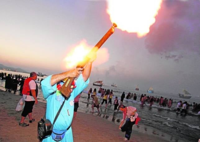 La tradición y la fiesta llegan a través del mar