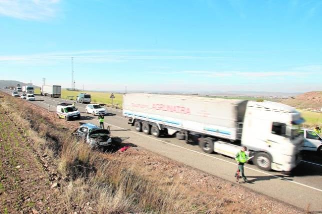 Cinco heridos en un accidente múltiple en la N-430