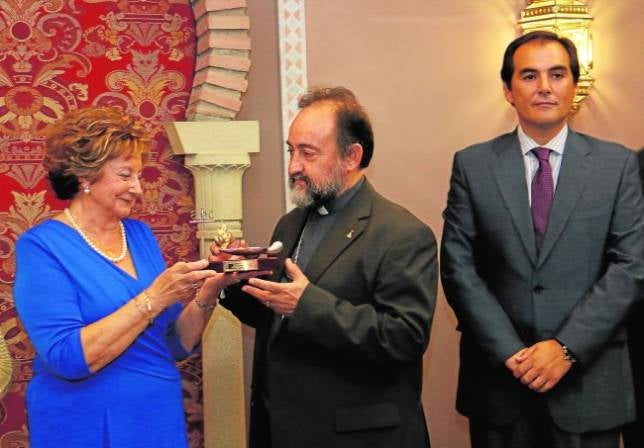 «Los premios son para Dios, sólo soy una herramienta»