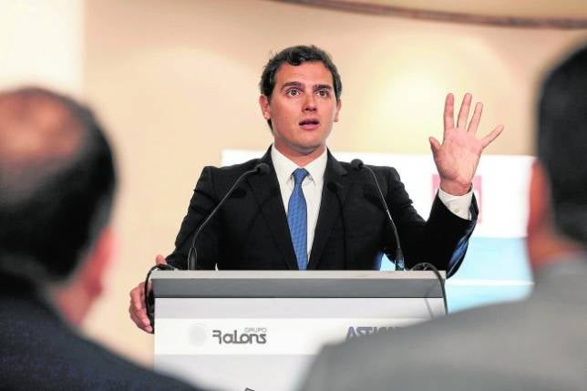 Albert Rivera valora dejar gobernar a Fabra si éste es el más votado