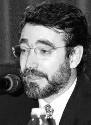 Acusan al presidente de la Diputación de Jaén de contratar un servicio jurídico externo para perseguir a un sindicato