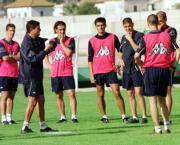 Juande ensaya con Juanito como lateral derecho y Cañas en el doble pivote