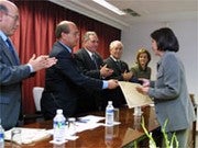 Medalla de Farmacia para un cooperante fallecido