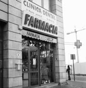 Mairena del Aljarafe: La Junta ejecuta el cierre de una farmacia cuya adjudicación recurrió la mujer de un ex consejero de Salud