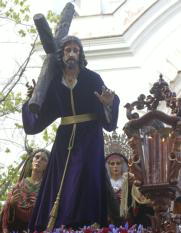 Las vísperas también se vivieron en Heliópolis, Triana y Pino Montano