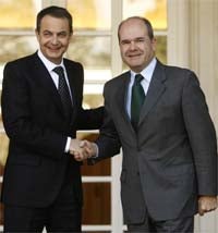 Zapatero ofrece su apoyo a Chaves para buscar una solución «razonable» a la crisis de Delphi
