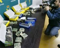 Intervenidos 36 kilos de cocaína en Sevilla y Granada ocultos en pasteles