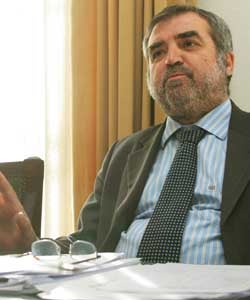 «No habrá aumento de ratio en las zonas de Los Remedios, Nervión y Bami»