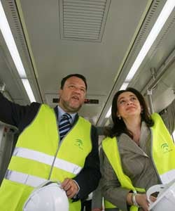 La Junta retrasa ahora hasta otoño la puesta en servicio de la Línea 1 del Metro