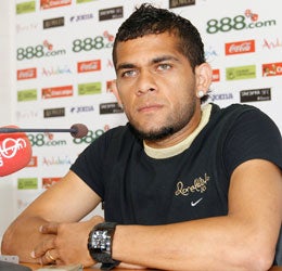 Daniel Alves: «Este año no me pienso comer la cabeza»