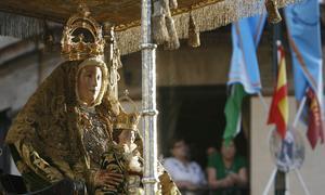 Sevilla, hoy con la Virgen de los Reyes